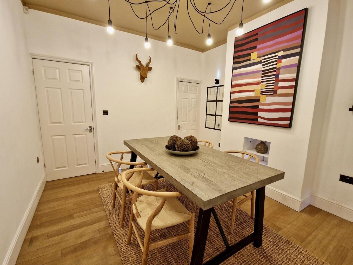 Holiday home Cosy Luxury Next To Centre With Free Parking And Garden - Contractors & Relocators